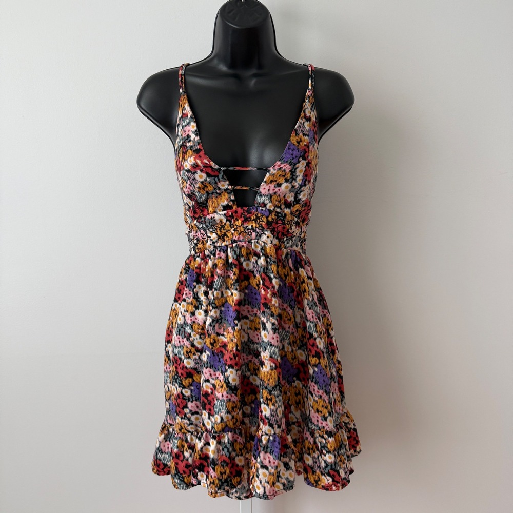 Urban Outfitters XS Multicolor Floral Mini Dress Strappy Open Back‎ Ruffle Boho